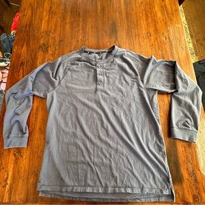 Gap Men's Henley 3-button shirt